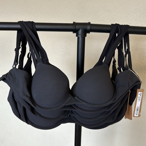 SKIMS Fits Everybody Demi Push-Up T-Shirt Bra BR-UWR-‎ 2295 ONYX nwot 32B - Picture 1 of 4